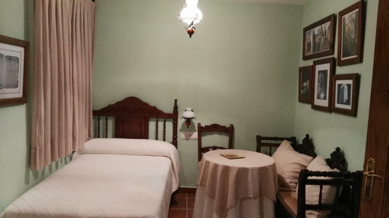 Гостевой дом El Rincon De Paco Сегура-де-ла-Сьерра Экстерьер фото